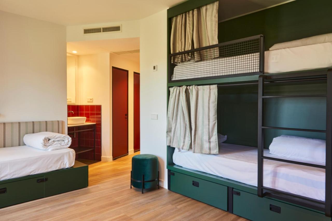 Latroupe Prado Hostel Madryt Zewnętrze zdjęcie