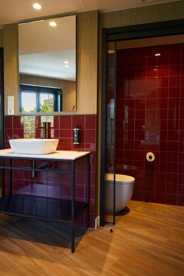 Latroupe Prado Hostel Madryt Zewnętrze zdjęcie
